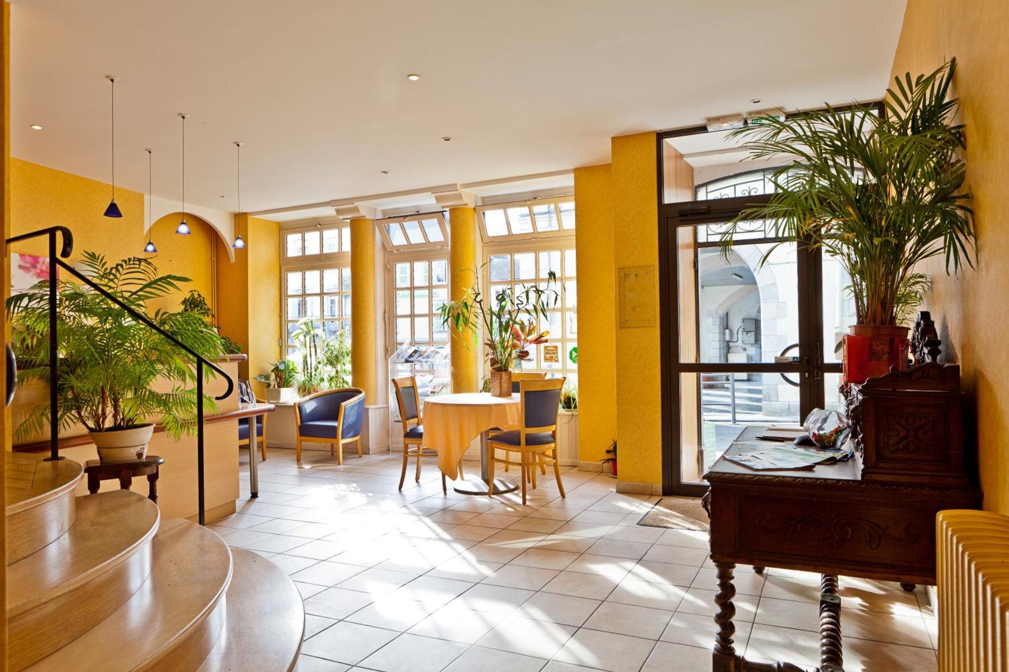 Logis Hotel De France Arudy Εξωτερικό φωτογραφία