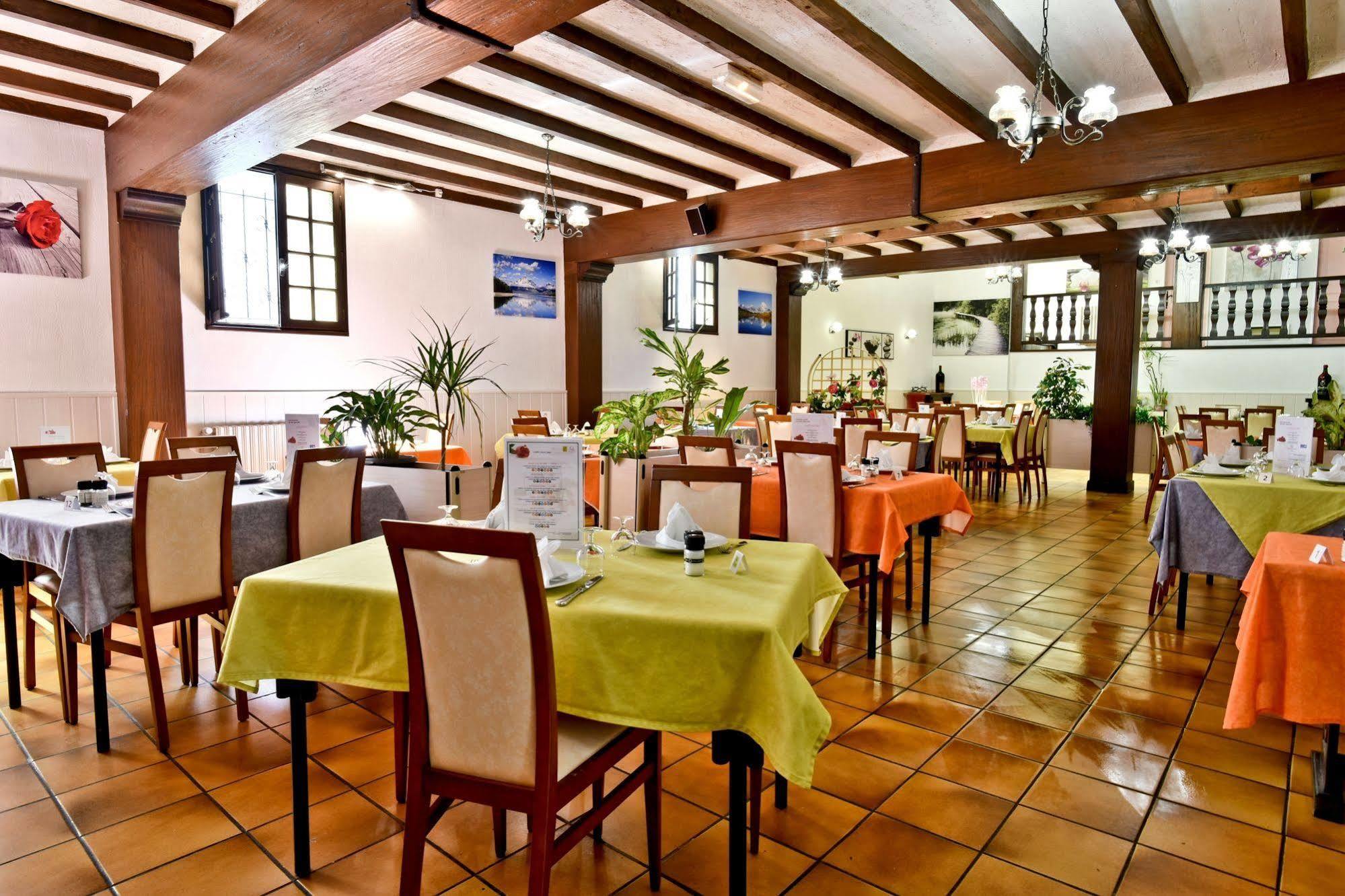 Logis Hotel De France Arudy Εξωτερικό φωτογραφία