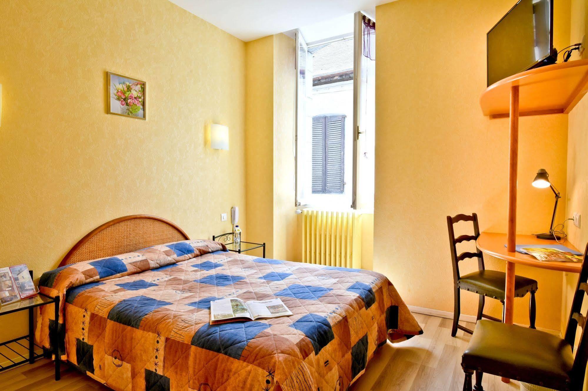 Logis Hotel De France Arudy Εξωτερικό φωτογραφία