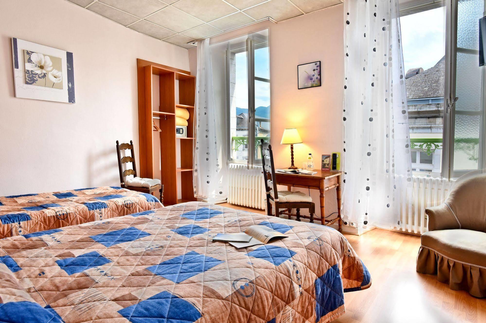 Logis Hotel De France Arudy Εξωτερικό φωτογραφία