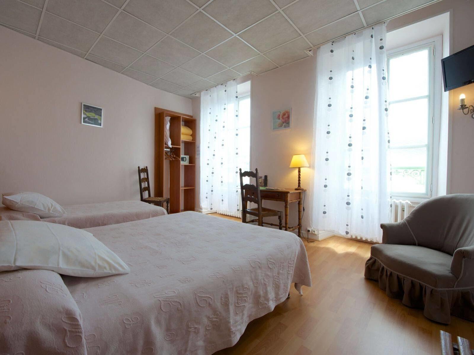 Logis Hotel De France Arudy Εξωτερικό φωτογραφία
