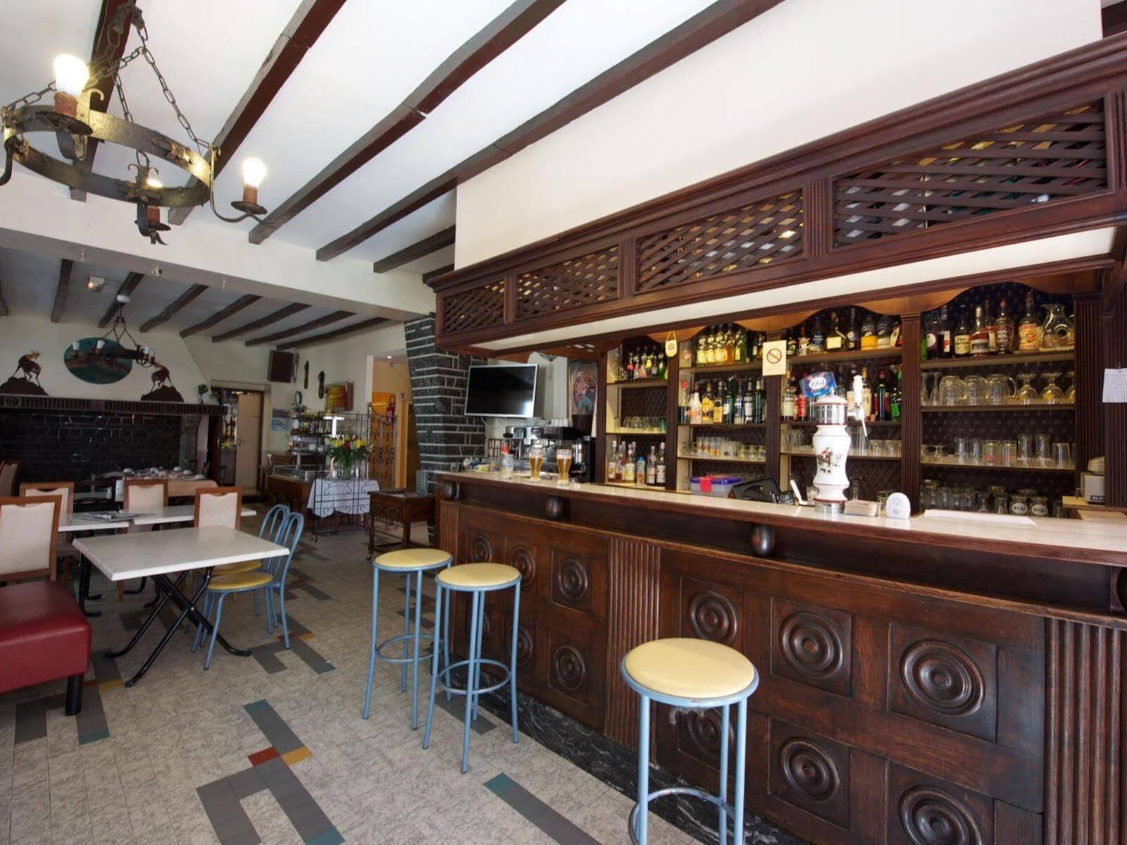 Logis Hotel De France Arudy Εξωτερικό φωτογραφία