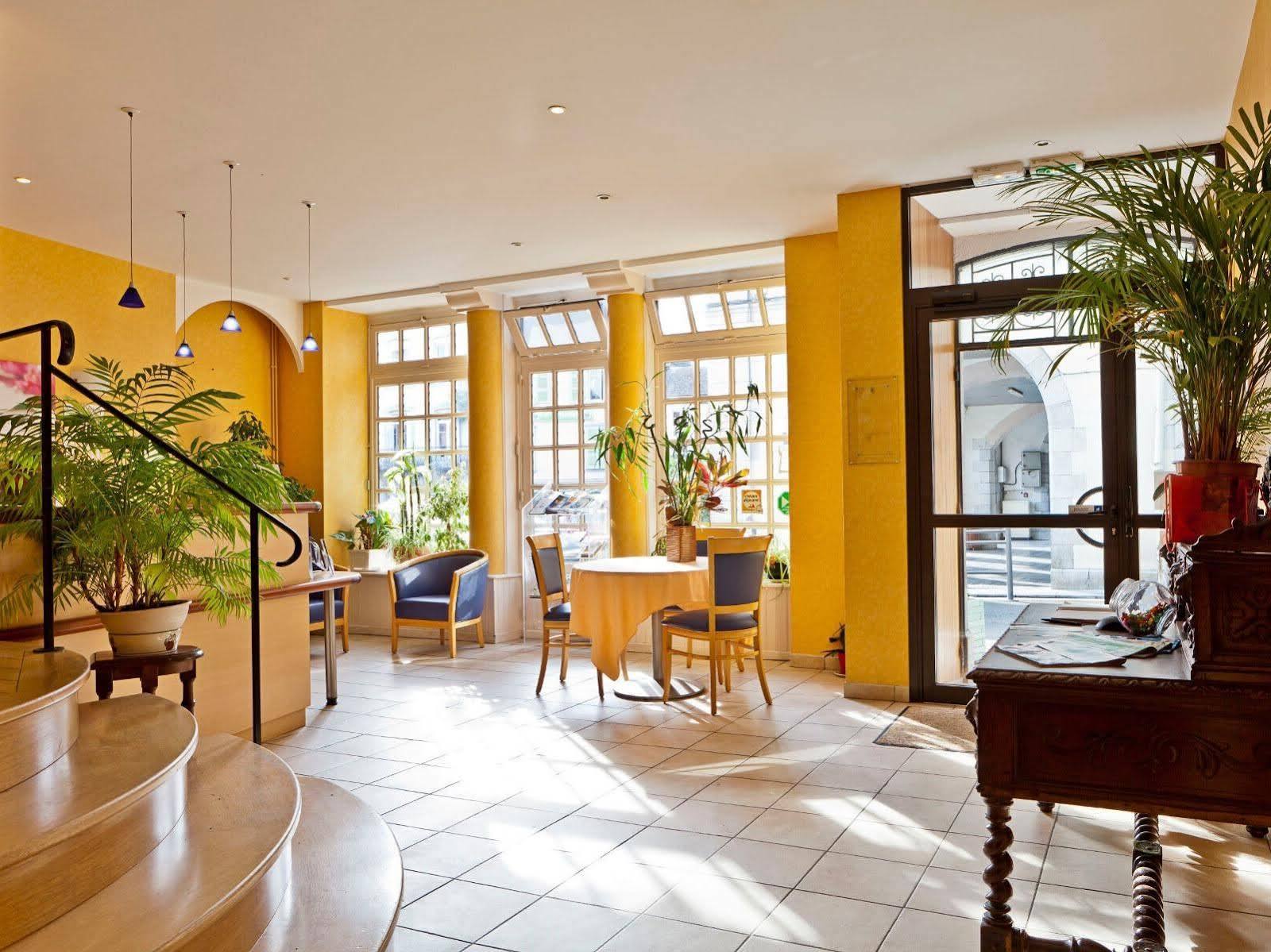 Logis Hotel De France Arudy Εξωτερικό φωτογραφία